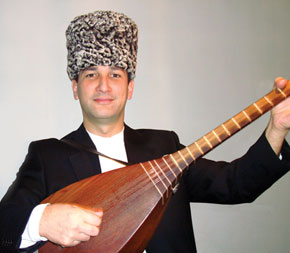 The Ashiq Saz and Papaq 