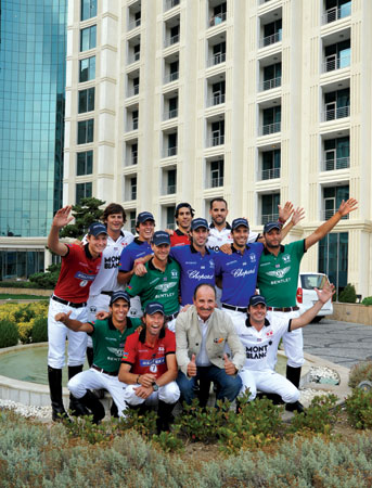 Polo Organiser Reto Gaudenzi Surrounded By The Competing Teams Polo Organiser Reto Gaudenzi Surrounded By The Competing Teams