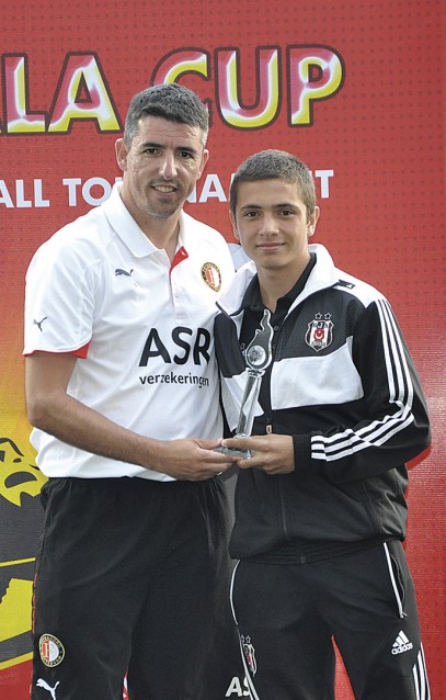 Roy Makaay Awards One Of The Best Young Footballers From Beshiktas At Qabala Cup Tournament Roy Makaay Awards One Of The Best Young Footballers From Beshiktas At Qabala Cup Tournament